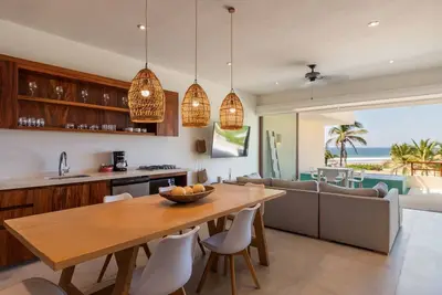 Image de Marea Beachfront Villa G36