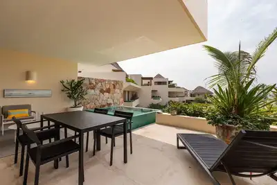 Image de Marea Beachfront Villa H47
