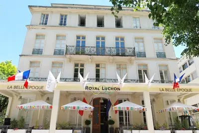 Image de Appartement T4 spacieux 8 couchages face aux Thermes.