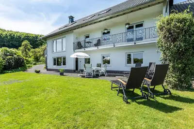 Image de Appartement 'Ferienwohnung, 109qm' avec terrasse et jardin privés