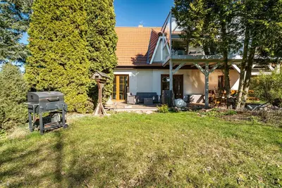 Image de Appartement \"Ferienwohnung Eichenhof\" avec terrasse partagée, jardin privé et Wi-Fi