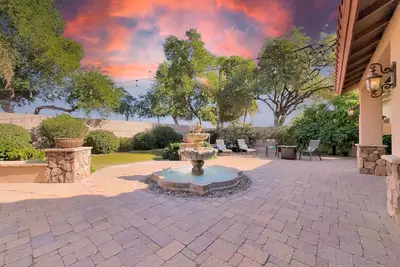 Image de Biggy Home. Sleeps 12. Mayo Clinic, Desert Ridge, Tpc Golf! Discount!