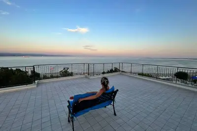 Image de Penthouse By The Sea