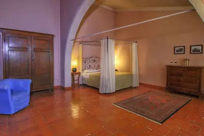 Image de Expensive Villa With Tennis Court in Sinalunga