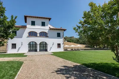 Image de Restful Holiday Home in Reggello With Swimming Pool
