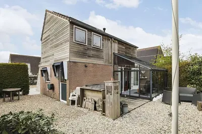 Image de Restful Holiday Home in Grou With Terrace and Garden