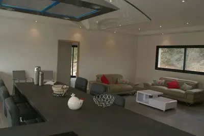 Image de State of the Art Fixtures Villa in Vidauban With Pool
