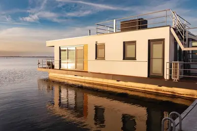Image de Houseboat in Ribnitz-damgarten