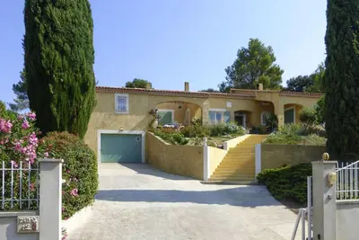Image de Holiday Cottage With Private Terrace, Bellegarde