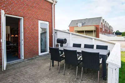 Image de 6 Person Holiday Home in Romo