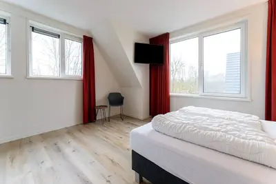 Image de Serene Holiday Home in De Koog Texel With Sauna