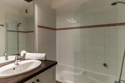 Image de Apartment in Provencal Style in a Beautiful Landscape
