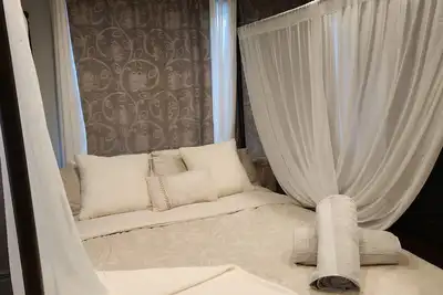 Image de Cozy Guest Unit ideal for couples looking to Relax.