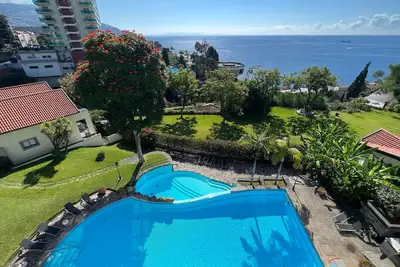 Image de Oceanfront Contemporary 2-Bedroom @ Reid’s Gardens