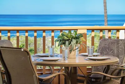 Image de Romvari Mk A-202: Oceanview Condo - Steps to Beach!