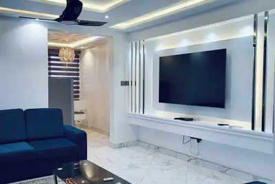 Image de Cozy apartment in charming Kumasi with WiFi, Ac