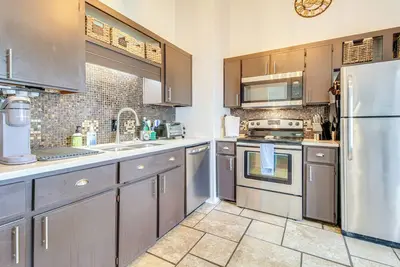 Image de Near Dtwn & Beach: Savannah Home w/ Game Room!