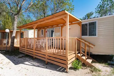Image de Lodge dans Rimini Family Village près de la plage