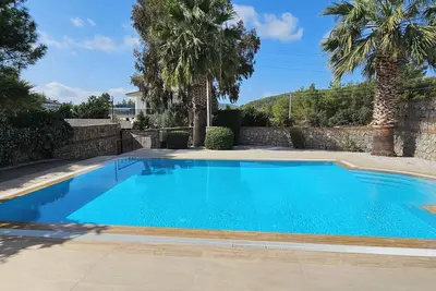 Image de Spacious modern villa set in a fabulous location overlooking the Ovacik Valley