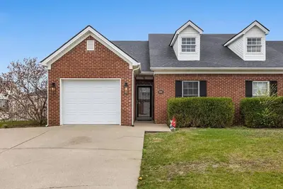 Image de 2 Beds/2 Full Baths, Fenced Yard, 1 Car Garage, One Level, Pets Welcomed!