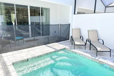 Image de New Pool Home close to Disney