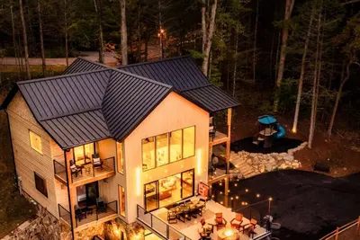 Image de Pool, Hot Tub, Theater, Game Room, Fire Pit - Sanctuary at Kettle Creek
