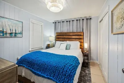 Image de Lil John Coastal Cottage Near Siesta Key Beach