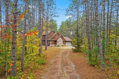 Image de Private Haven, 3b/ 2 Full Bath, Great Location, Dogs Welcome!