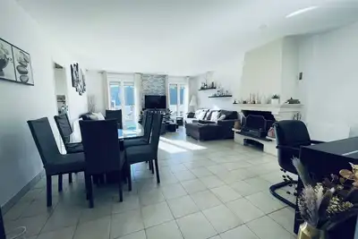 Image de Maison avec jardin, proche de Paris et de Disneyland - Grande et lumineuse