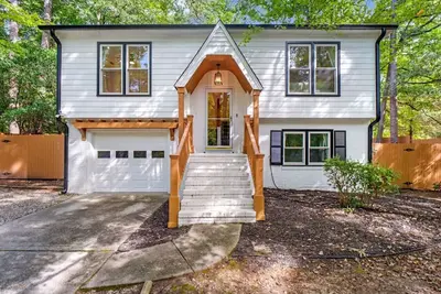 Image de Brandyapple Retreat by Rather Be Properties