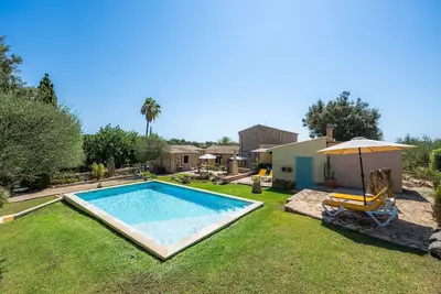 Image de Maison de campagne 'Ses Velletes' avec piscine privée, terrasse privée et Wi-Fi
