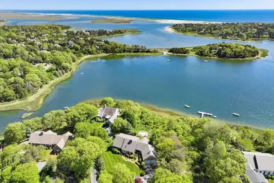 Image de East Orleans Waterfront Vacation Haven, Sleeps 10