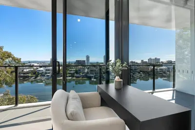 Image de Brand New Japanese style Riverview 2 Bedroom with Free Parking/Pool/Gym