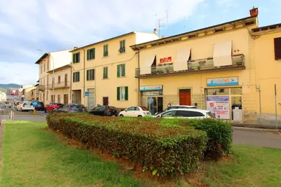 Image de Appartement situé à l'entrée du centre historique d'Arezzo, accessible par une promenade dans les ru