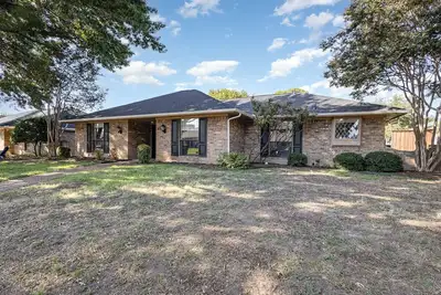 Image de Charming 3br home with Pool, Hot Tub and King Bed in Allen