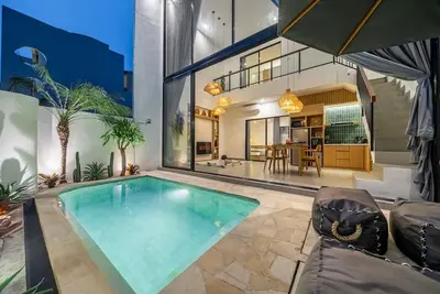Image de Villa Arcelio Luxury 2br Villa Steps from Restaurants and Gym