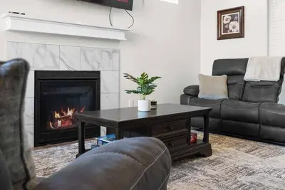 Image de Valley's Hottest Stay | Grill, Chill, Repeat
