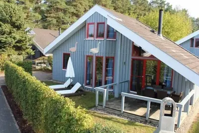 Image de Chalet au bord du lac Granzower avec spa