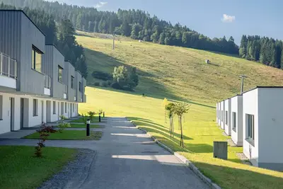 Image de Chalet spacieux avec sauna