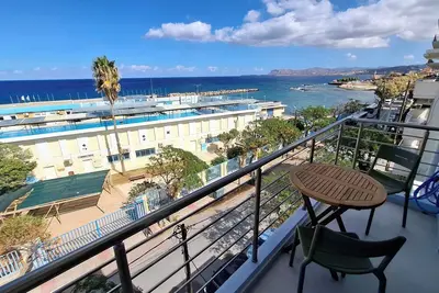 Image de Sea View Modern 2br Top Floor on Nea Chora Beach