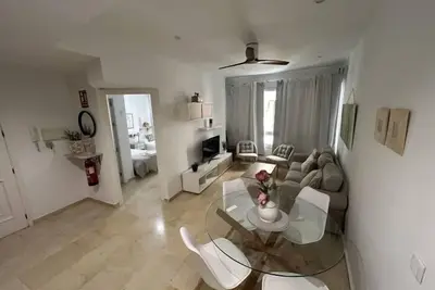 Image de Appartement · Cordoue · ★Nouveau · 3 chambres · 4 lits · 2 salles de bain