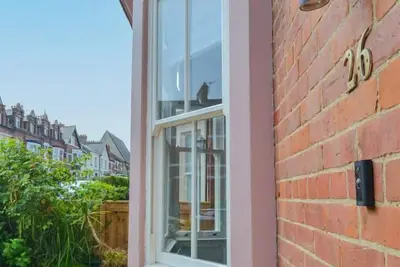 Image de Stylish and Comfortable 5 Bedroom Victorian Beach House in Saltburn By The Sea
