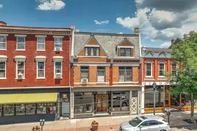Image de Monmouth Lofts | Newport Lofts Sleep 10