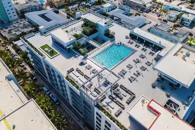 Image de Beachfront Condo With Rooftop Pool