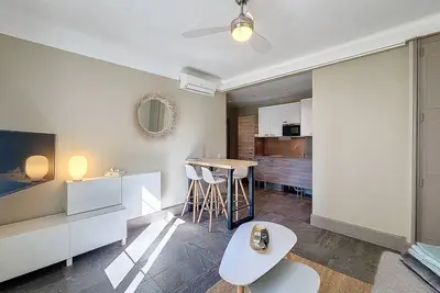 Image de Agence Henri Camille - Canada - Beau 2 pièces à 100m de la Croisette