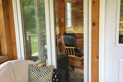 Secluded Tiny Cabin Screened Porch Sleeps 4 - Goshen Springs Getaway