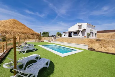Image de Cubo's La Casa Azul \/ piscine privée \/ Wifi gratuit \/ Bbq
