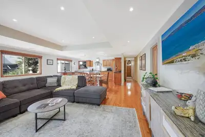 Image de Spacious four bedroom central house | sleeps 8