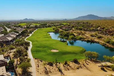 Image de Spacious 3br condo in N Scottsdale with access to golf, pickle, pool & fitness