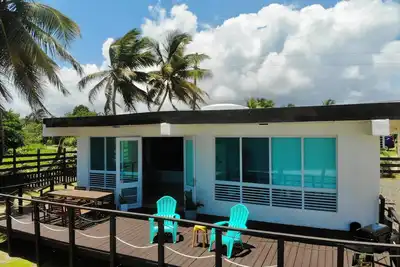 Image de Brisa Marina Beach House 681 Islote, Arecibo Pr